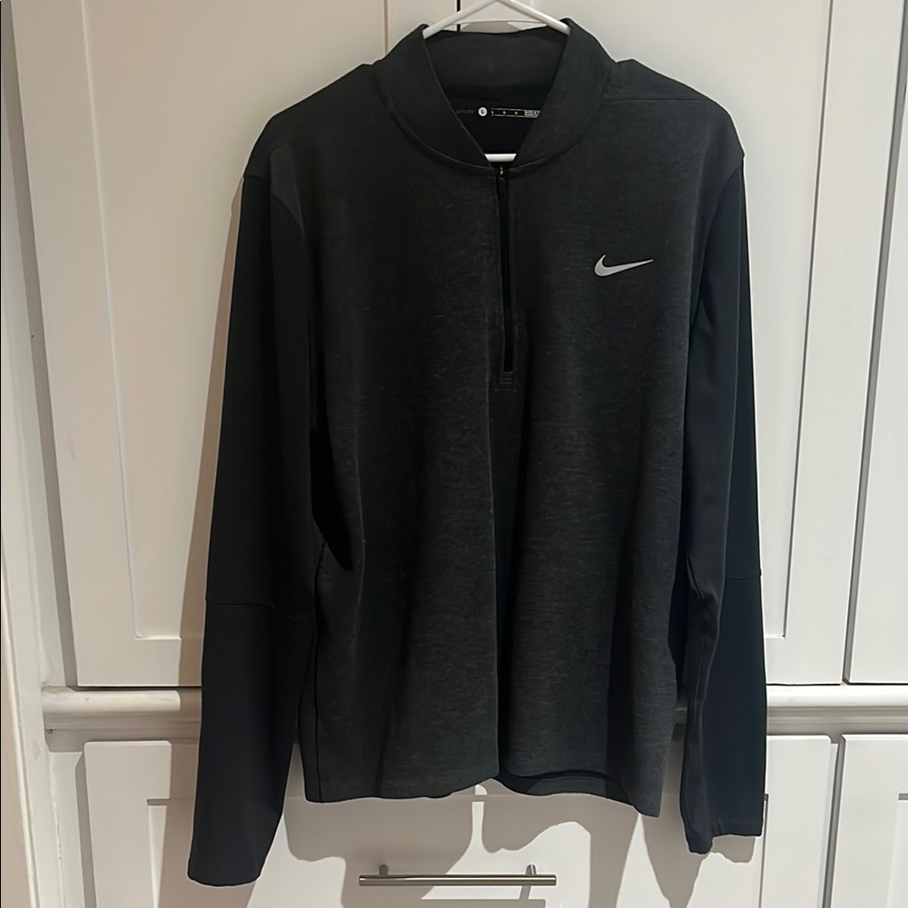 Nike Men’s Tiger Woods Sweater